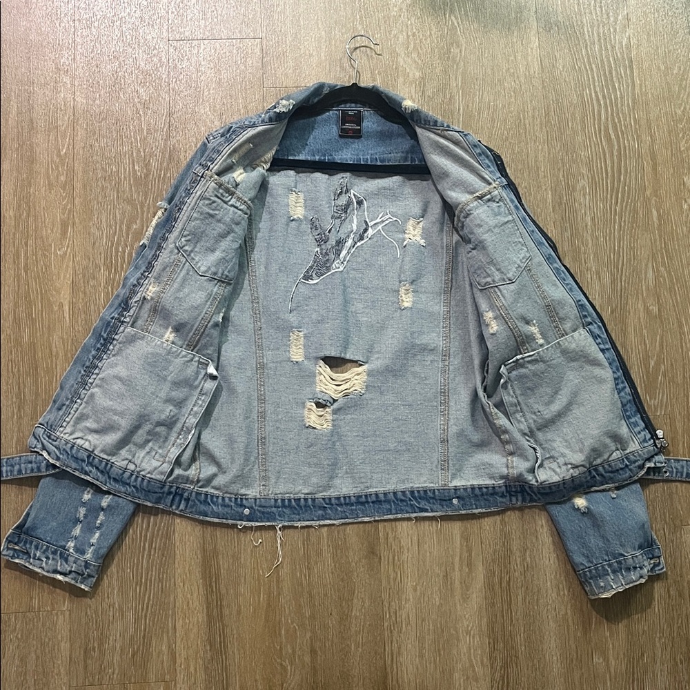 Distressed Embroidered Denim Jacket Red Patch Arm Band Motorcycle Jacket Belt - Picture 4 of 6